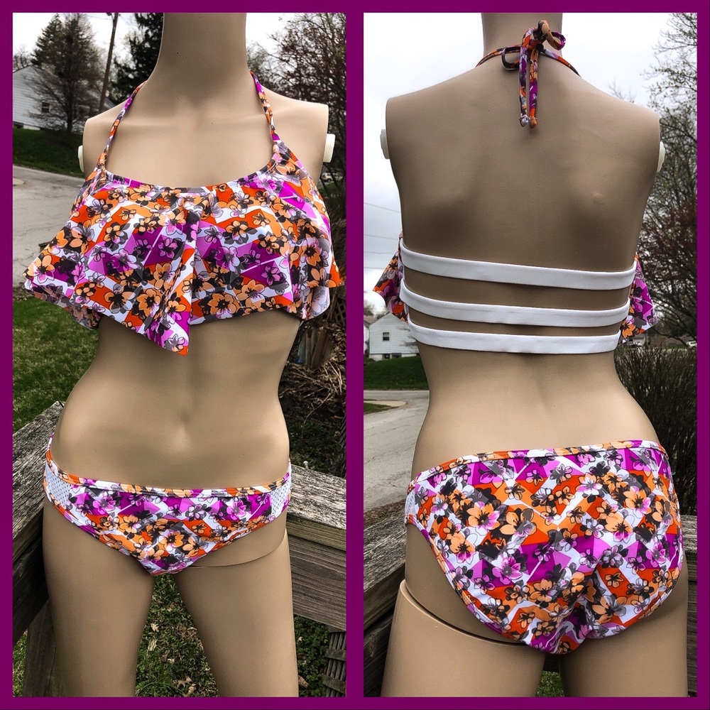 - BP Sz L Floral Geo Bondage Flounce Bikini! NEW!